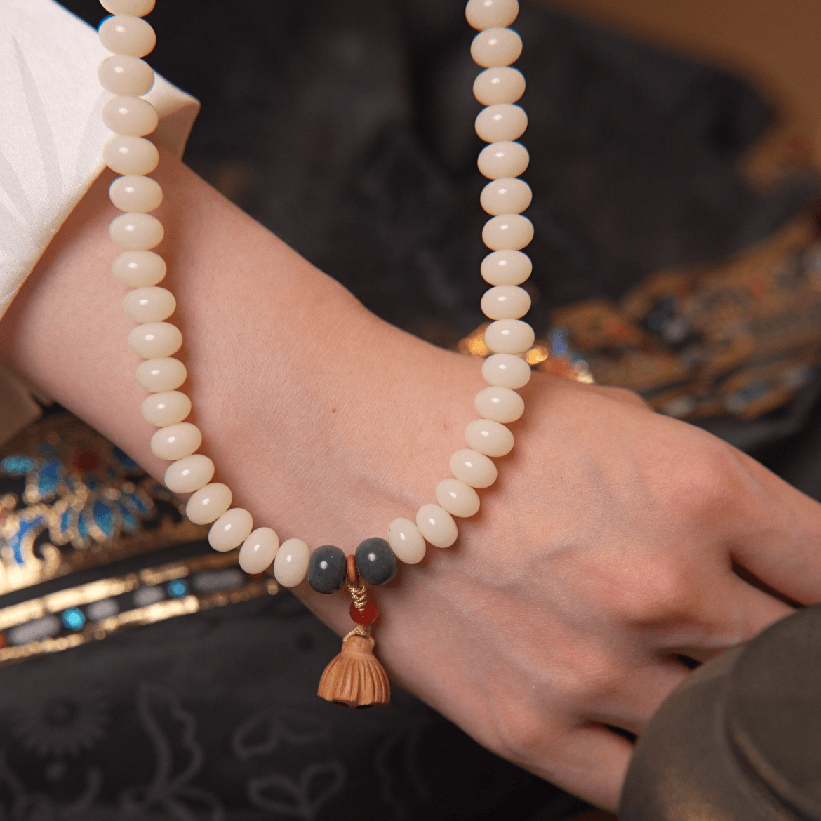 White Bodhi Seed Wrap Bracelet