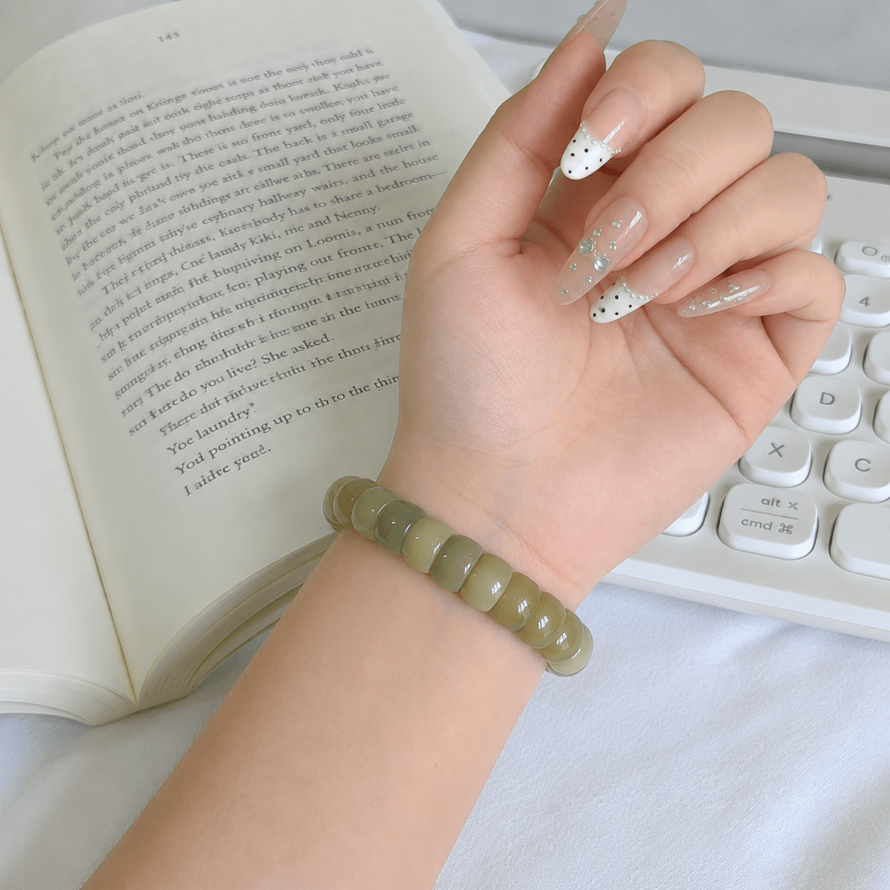 Celadon Green Bodhi Meditation Bead Bracelet